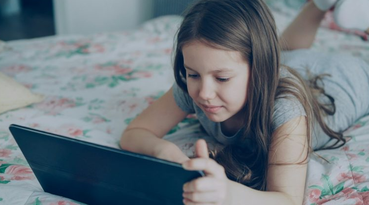 澳洲禁止16歲以下兒童使用社群媒體！英文單字學習！