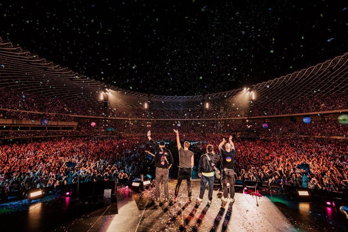 Coldplay高雄演唱會吸引歌迷總人數超越韓國女團BLACKPINK！